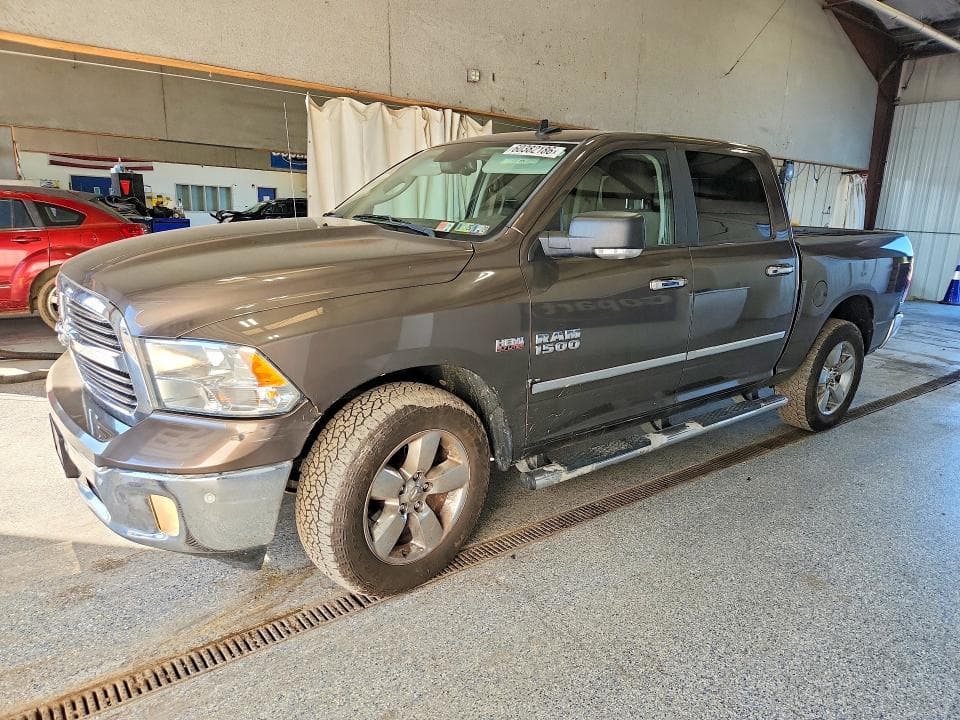 2018 RAM 1500 SLT - 1