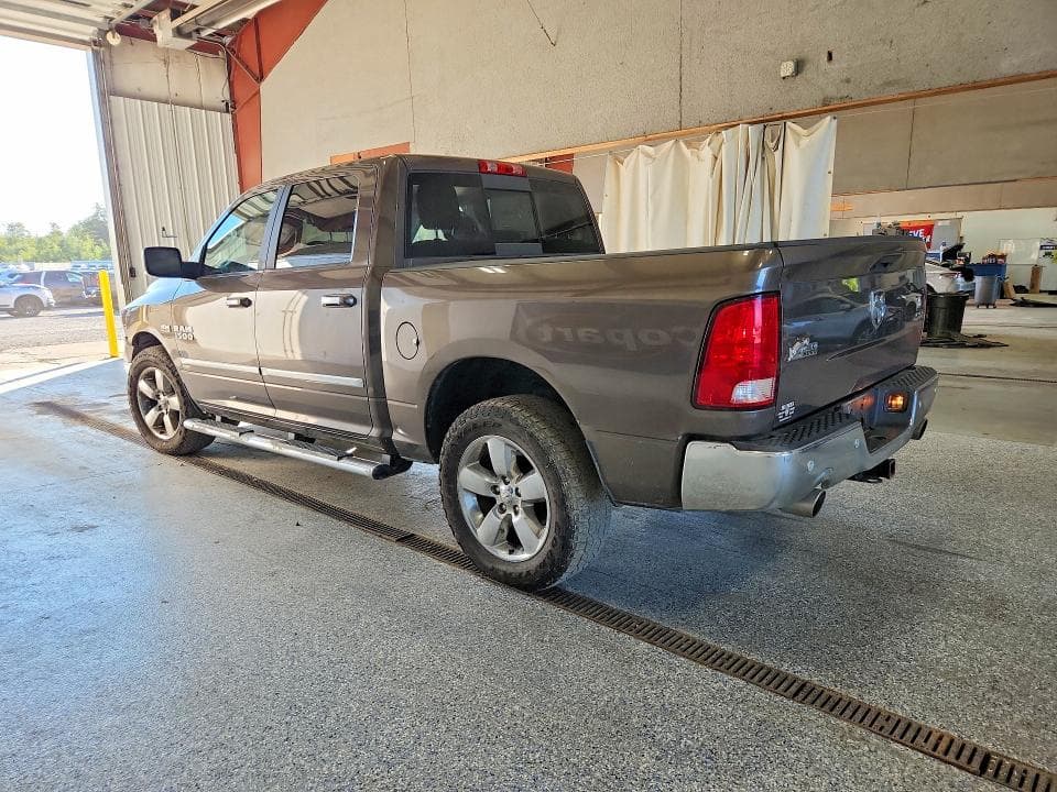 2018 RAM 1500 SLT 2