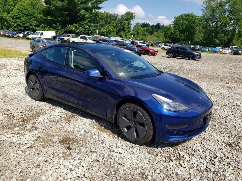2023 TESLA MODEL 3 4