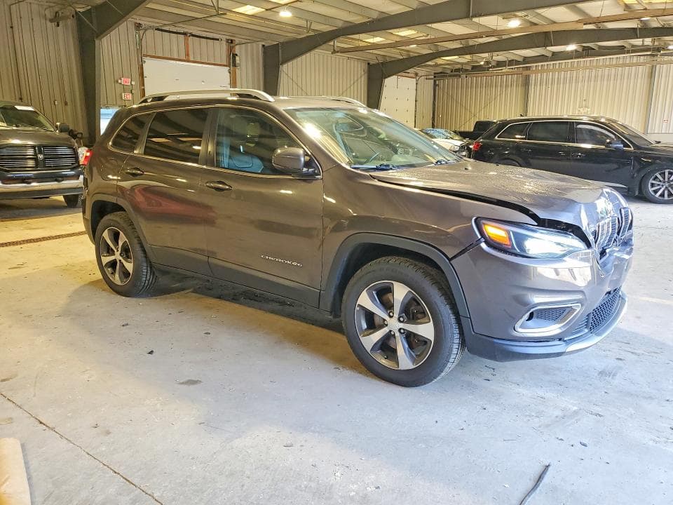 2019 JEEP CHEROKEE LIMITED 4