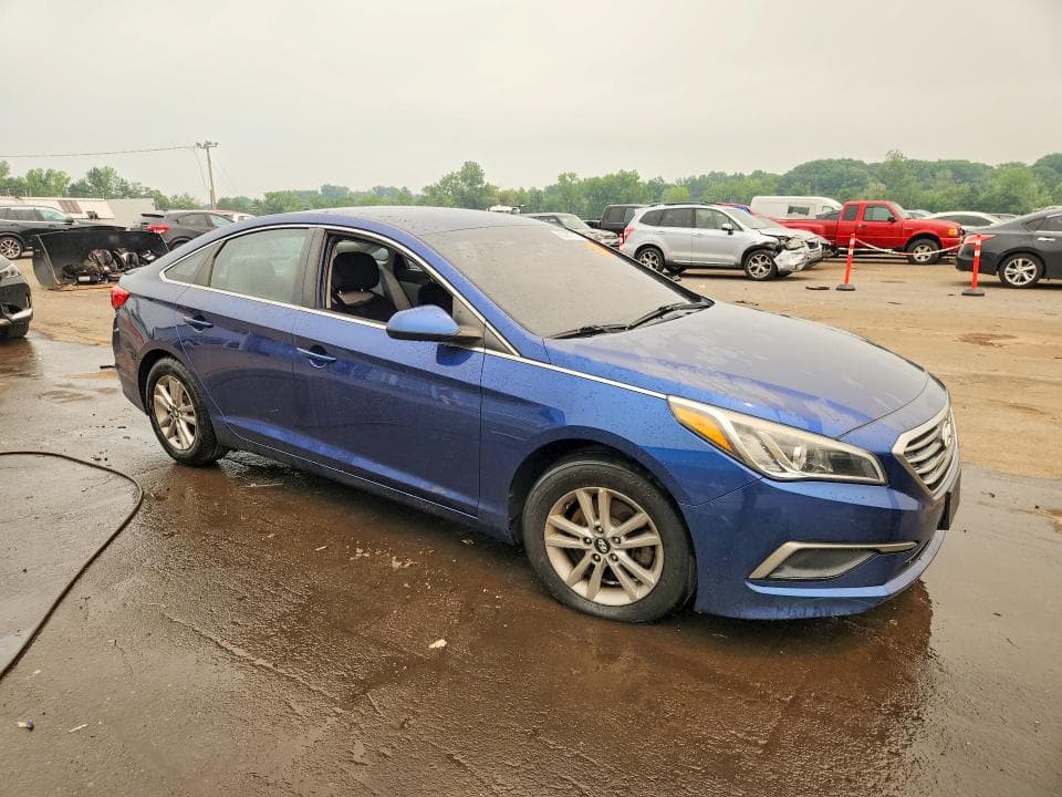 2017 HYUNDAI SONATA SE 4