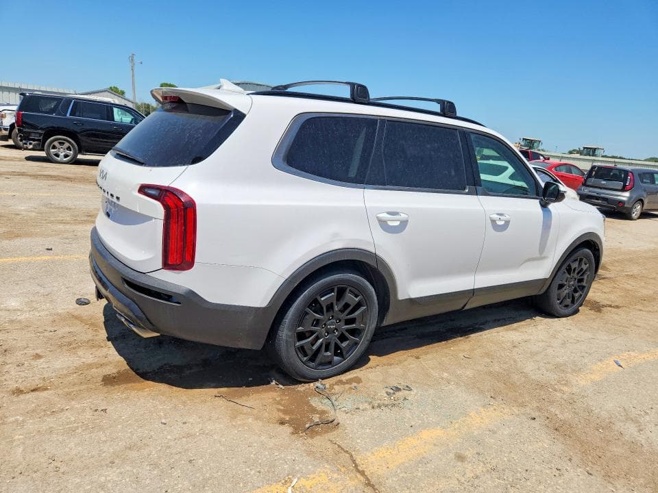 2022 KIA TELLURIDE EX 3