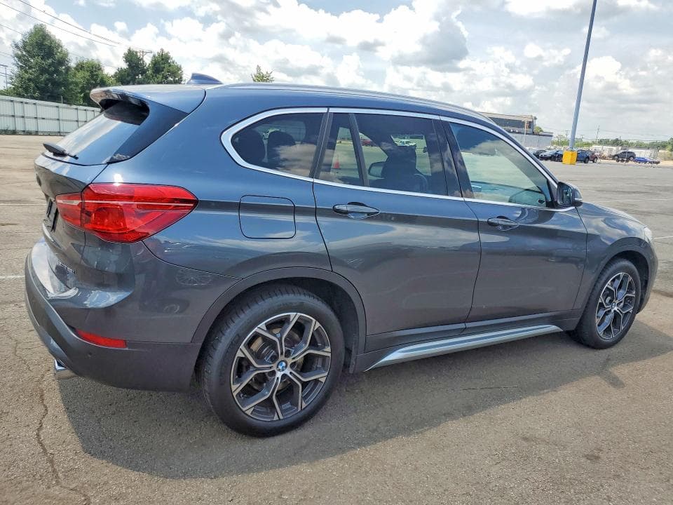 2021 BMW X1 XDRIVE28I 3
