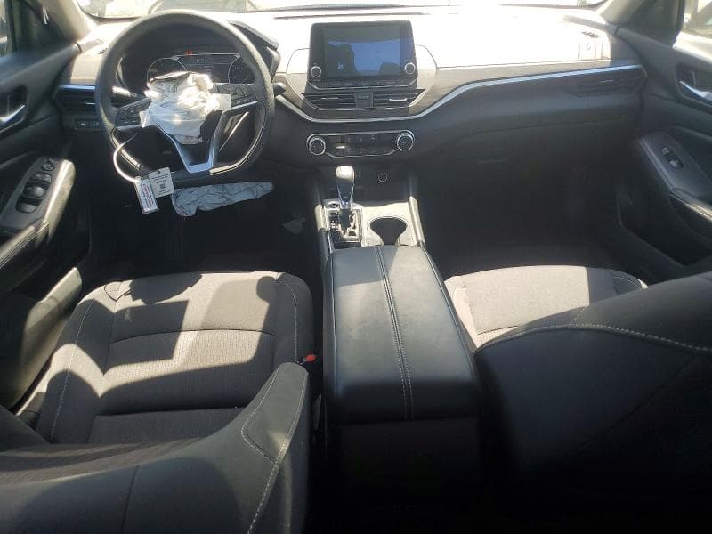 2025 NISSAN ALTIMA SV 8