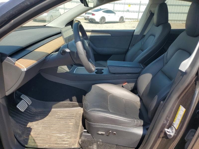2024 TESLA MODEL Y 7