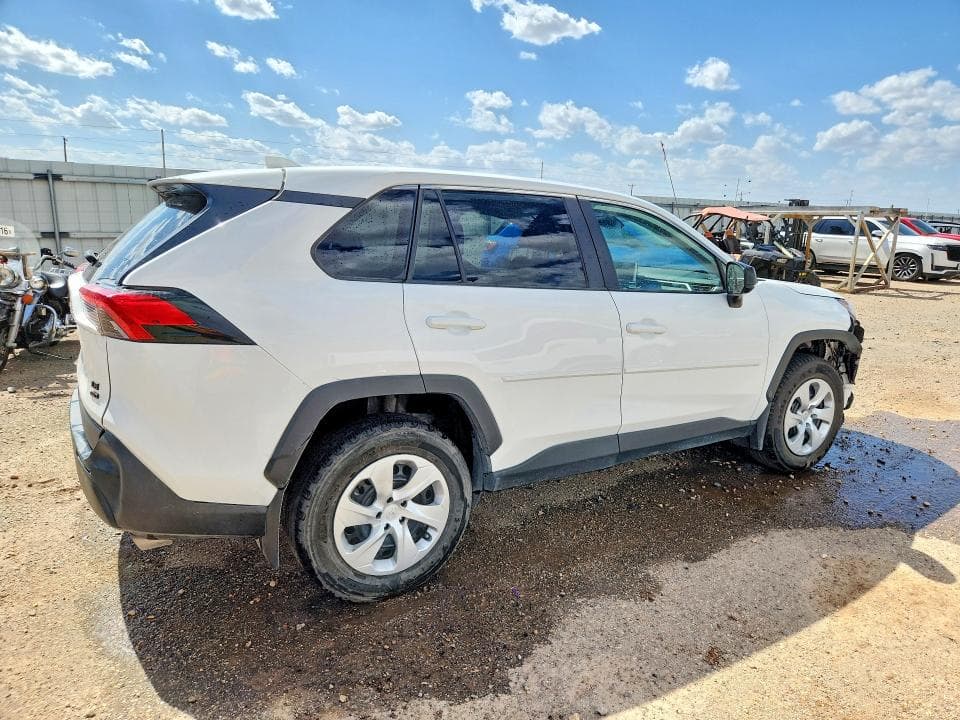2025 TOYOTA RAV4 LE 3