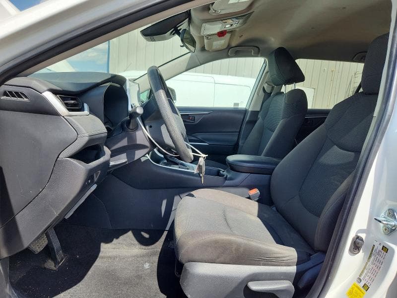 2025 TOYOTA RAV4 LE 7