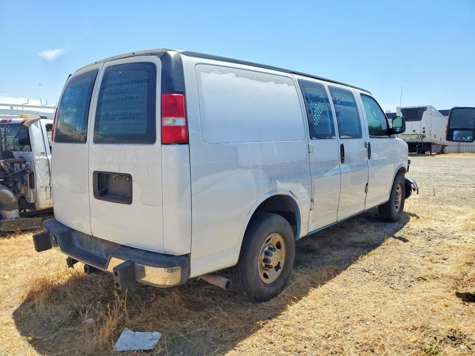 2018 CHEVROLET EXPRESS G2500 3