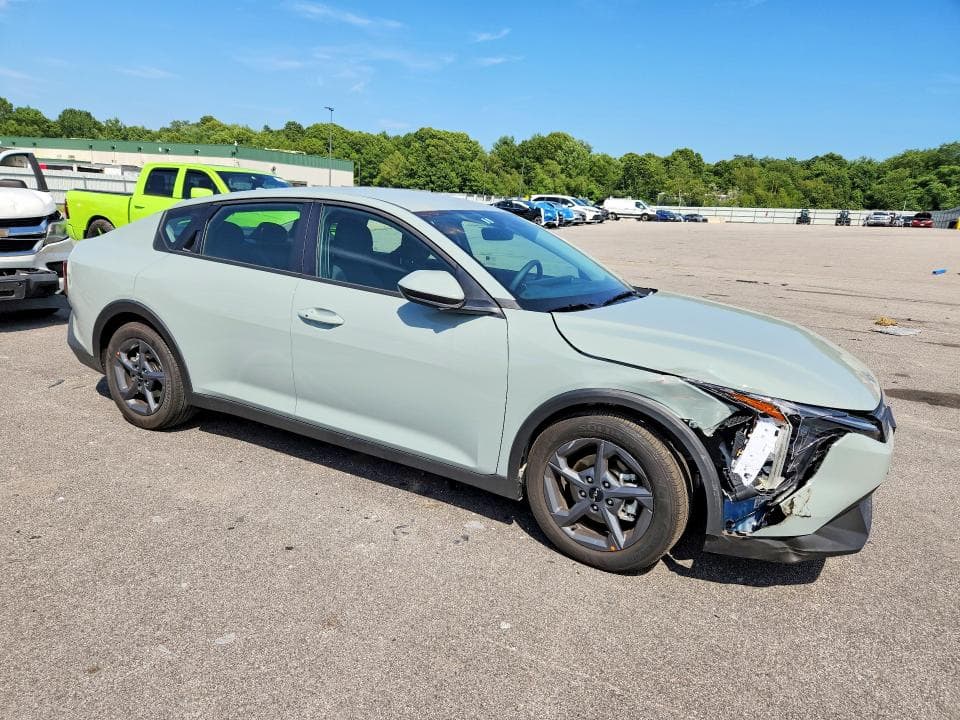 2026 KIA K4 LXS 4