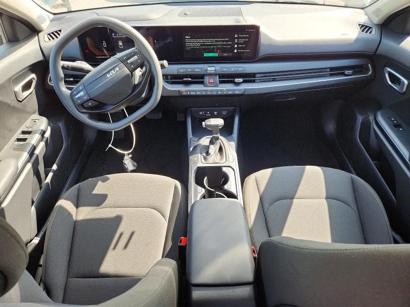 2026 KIA K4 LXS 8