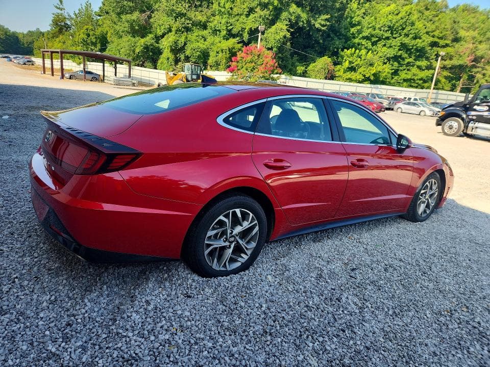 2021 HYUNDAI SONATA SEL 3