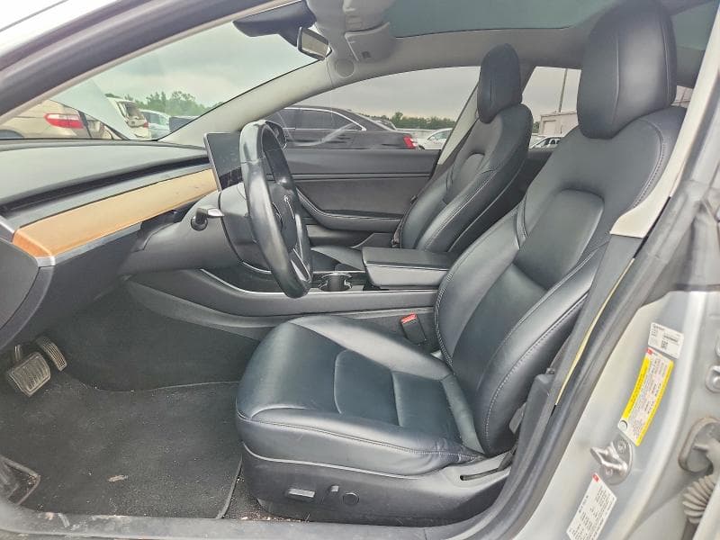 2018 TESLA MODEL 3 7