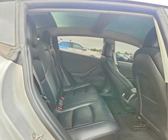 2018 TESLA MODEL 3 10