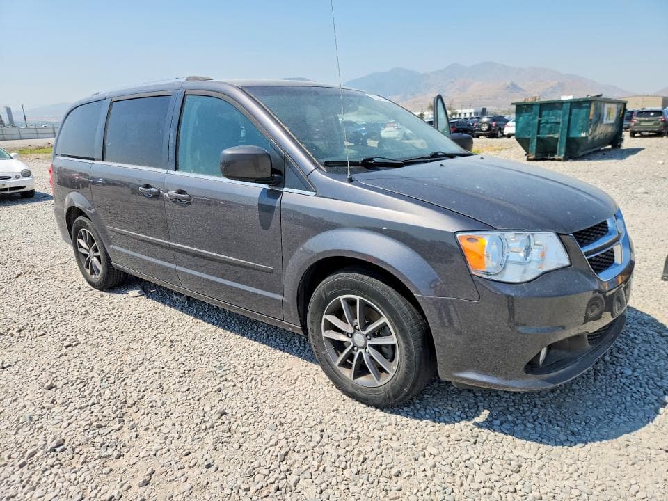 2017 DODGE GRAND CARAVAN SXT 4