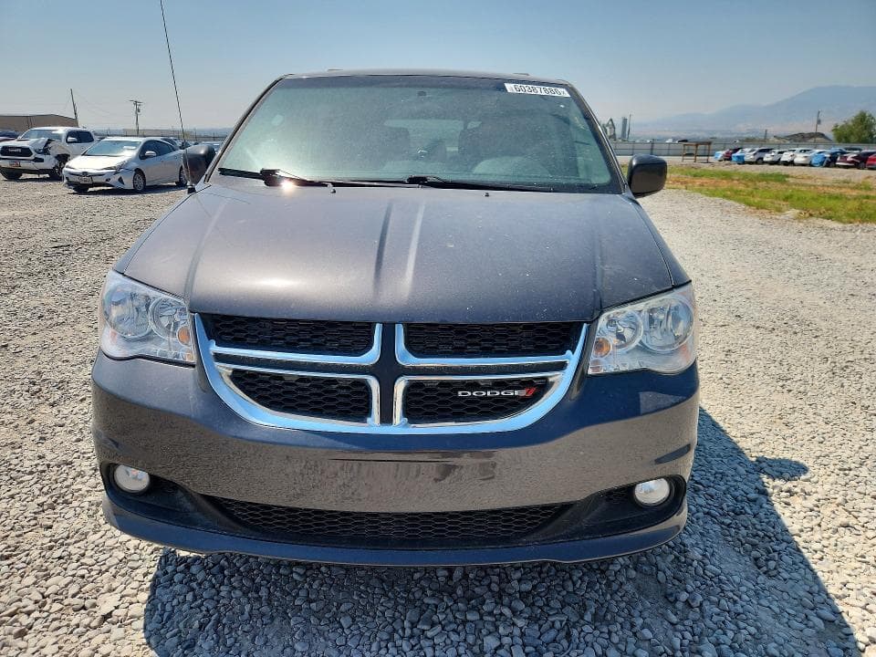 2017 DODGE GRAND CARAVAN SXT 5