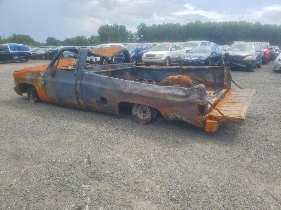 1981 CHEVROLET C10 2