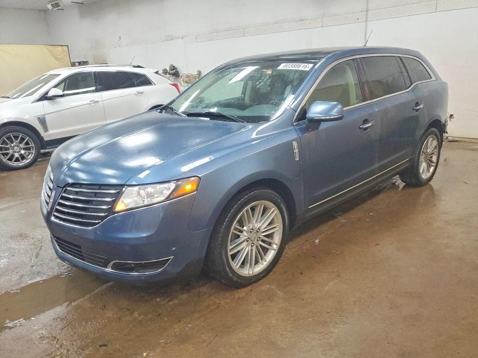 2018 LINCOLN MKT