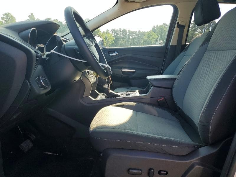 2017 FORD ESCAPE SE 7