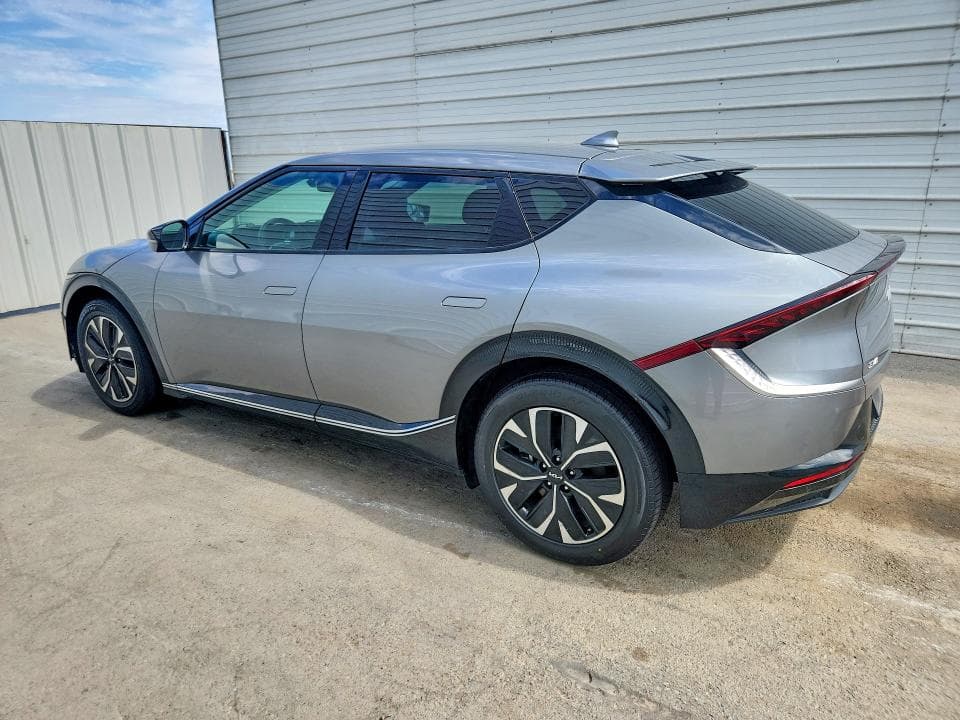 2024 KIA EV6 WIND 2