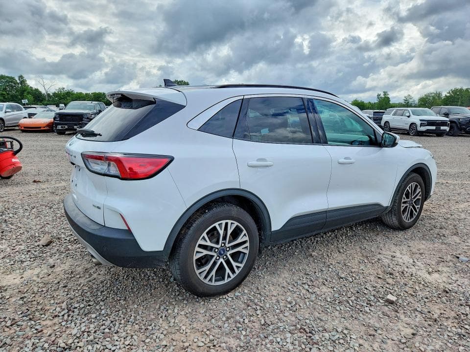 2020 FORD ESCAPE SEL 3