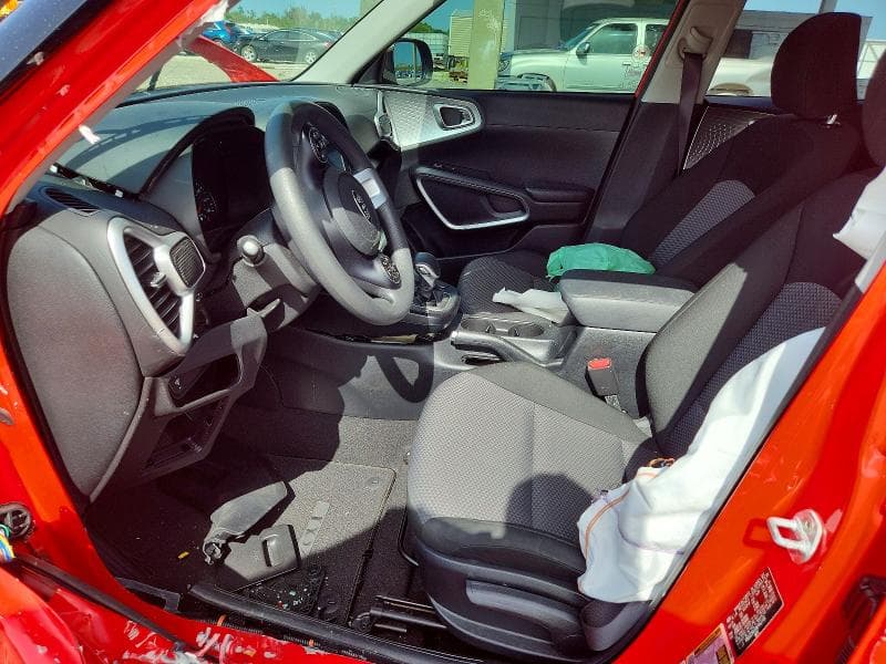 2021 KIA SOUL LX 7