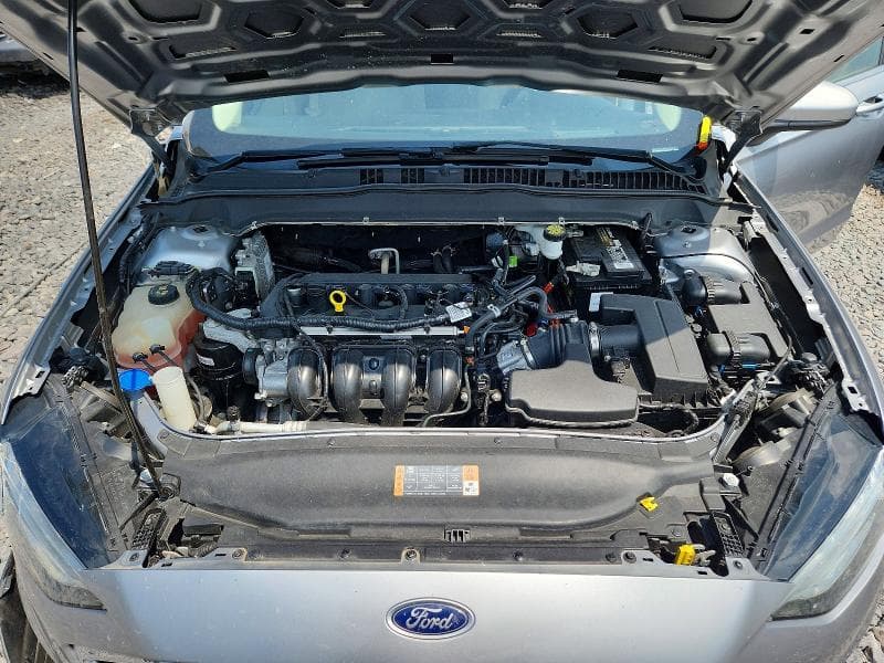 2020 FORD FUSION SE 11