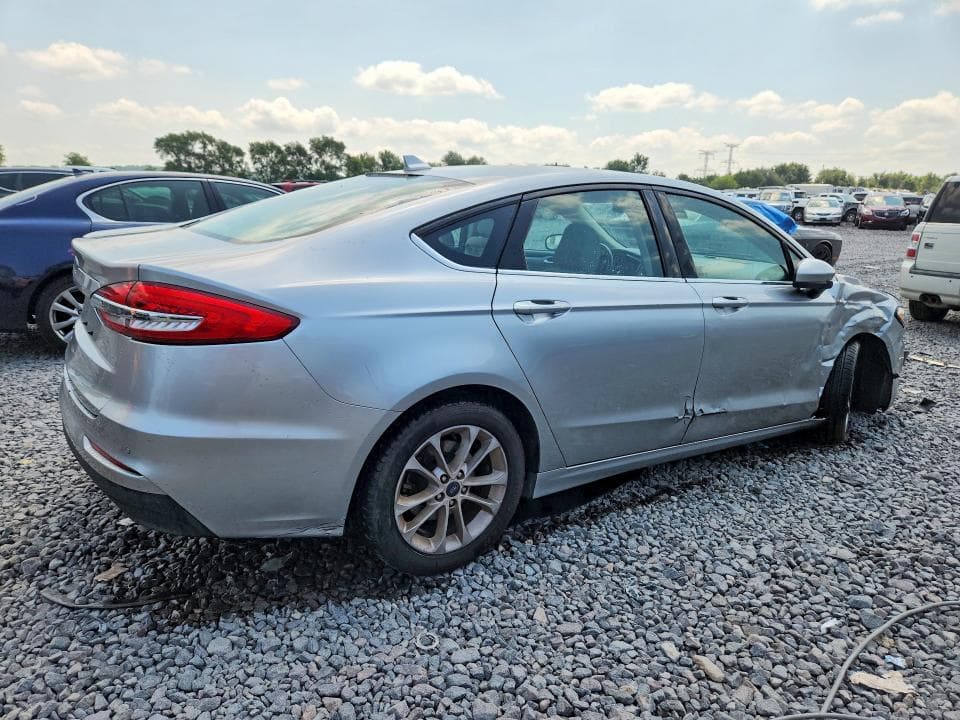 2020 FORD FUSION SE 3