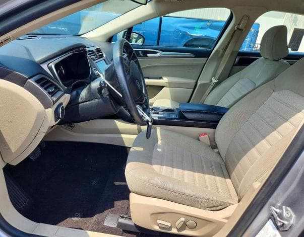 2020 FORD FUSION SE 7