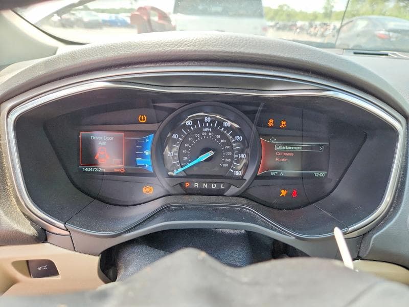 2020 FORD FUSION SE 9