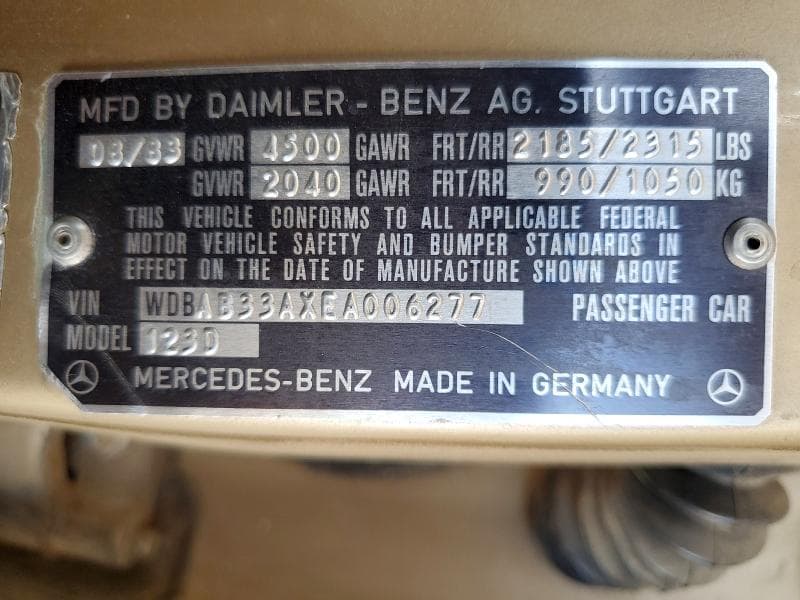 1984 MERCEDES-BENZ 300 DT DT 12