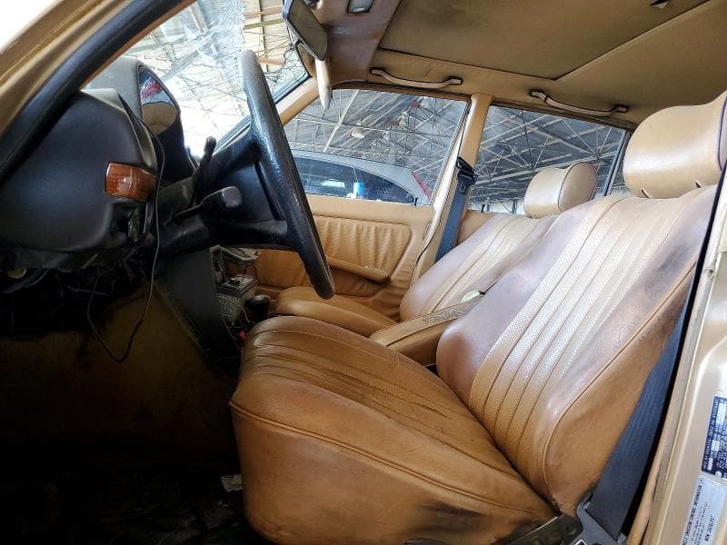 1984 MERCEDES-BENZ 300 DT DT 7