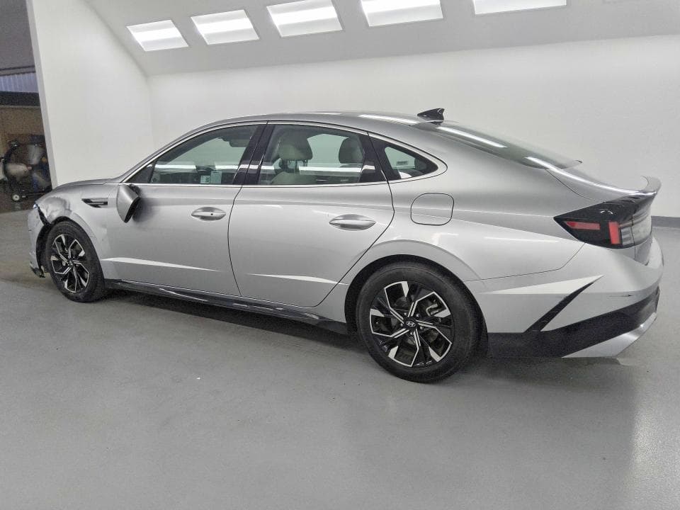 2025 HYUNDAI SONATA SEL 2