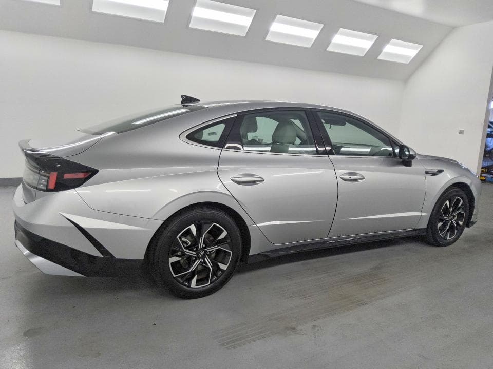 2025 HYUNDAI SONATA SEL 3