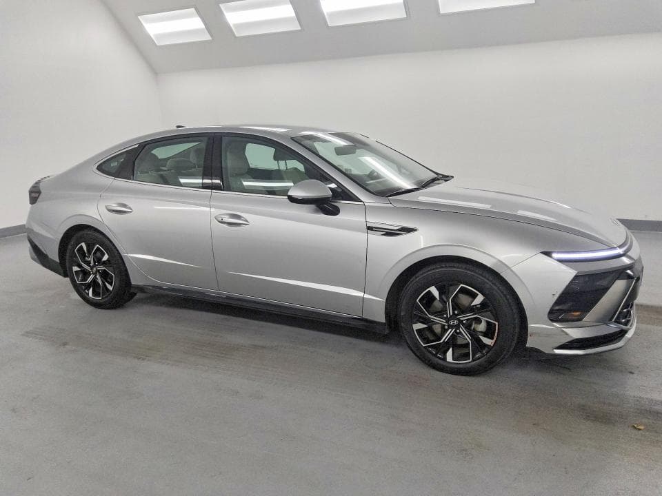 2025 HYUNDAI SONATA SEL 4