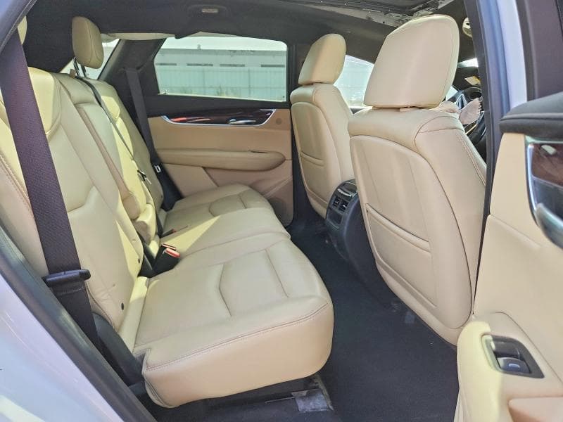 2017 CADILLAC XT5 PREMIUM LUXURY 10