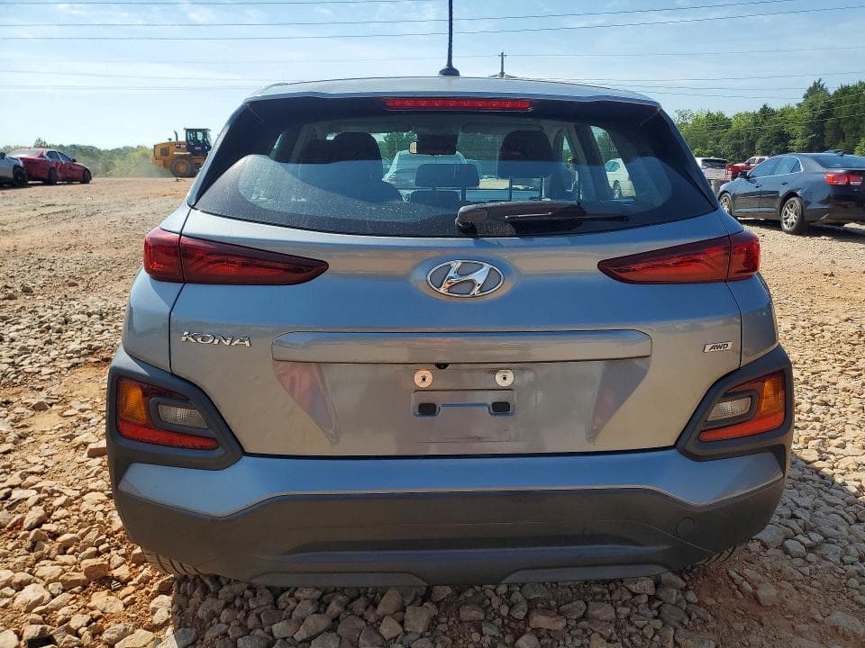 2020 HYUNDAI KONA SE 6