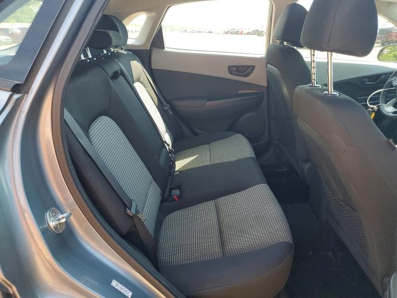 2020 HYUNDAI KONA SE 10