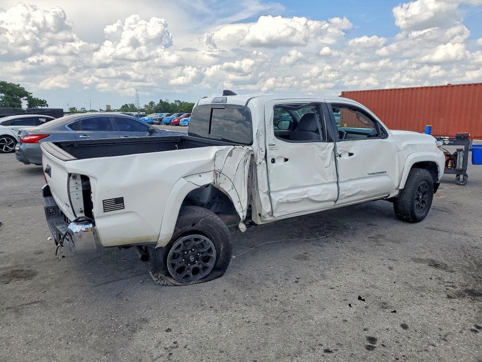 2021 TOYOTA TACOMA SR5 V6 3