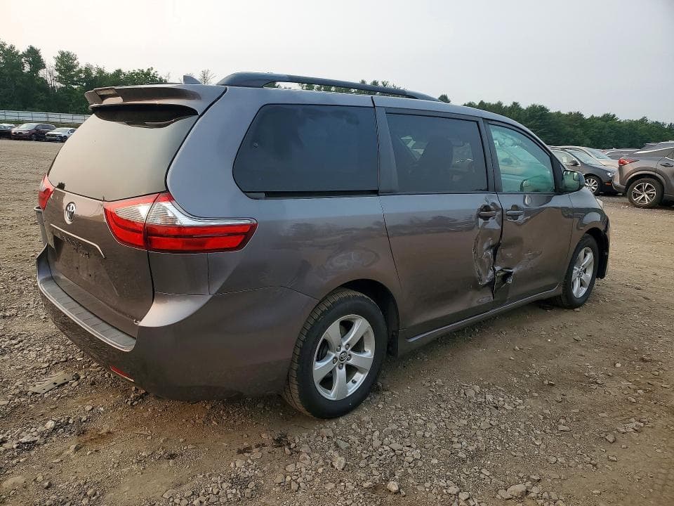 2020 TOYOTA SIENNA LE 3