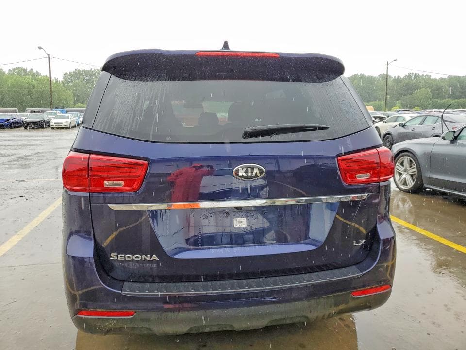 2019 KIA SEDONA LX 6