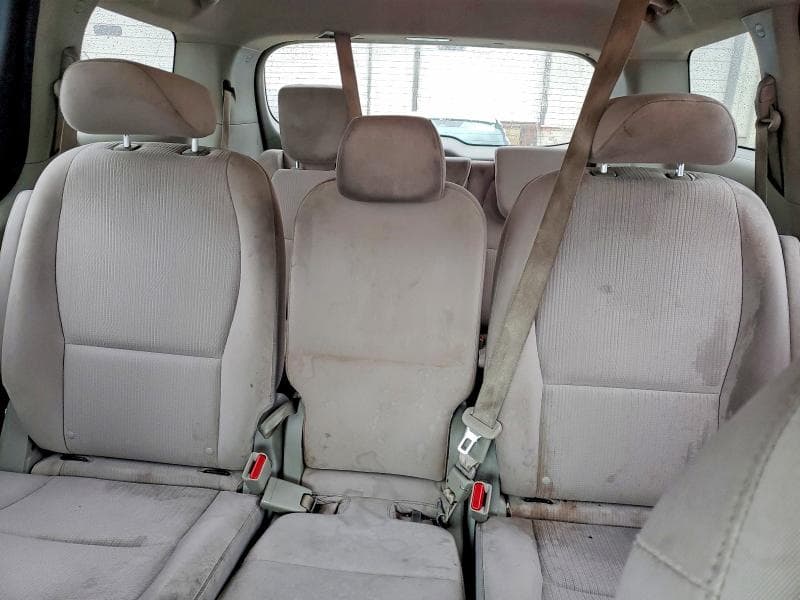 2019 KIA SEDONA LX 10