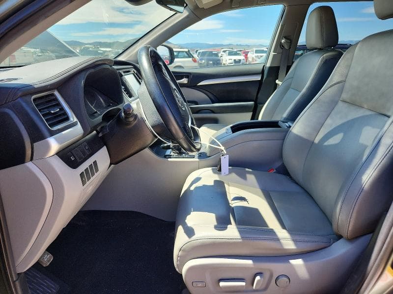 2019 TOYOTA HIGHLANDER HYBRID XLE XLE 7