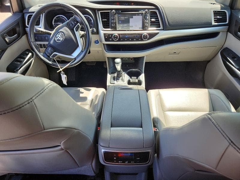 2019 TOYOTA HIGHLANDER HYBRID XLE XLE 8
