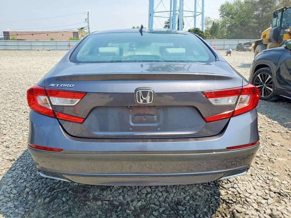 2018 HONDA ACCORD EX 6