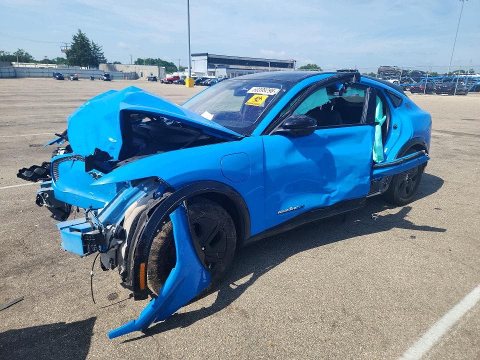 2022 FORD MUSTANG MACH-E CALIFORNIA ROUTE 1 - 1