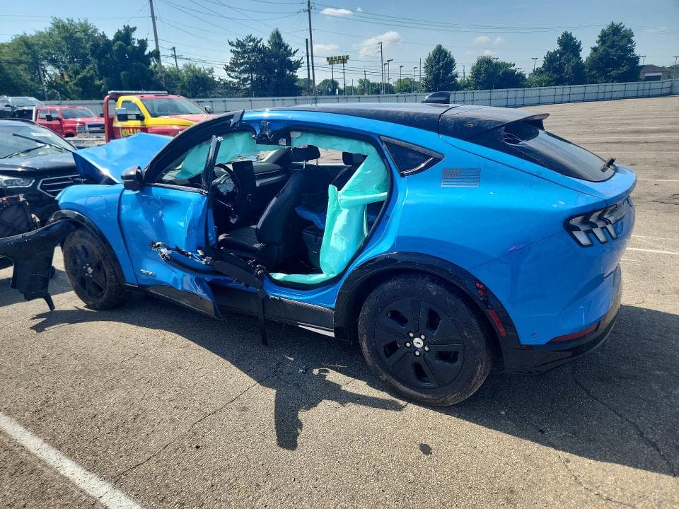 2022 FORD MUSTANG MACH-E CALIFORNIA ROUTE 1 2