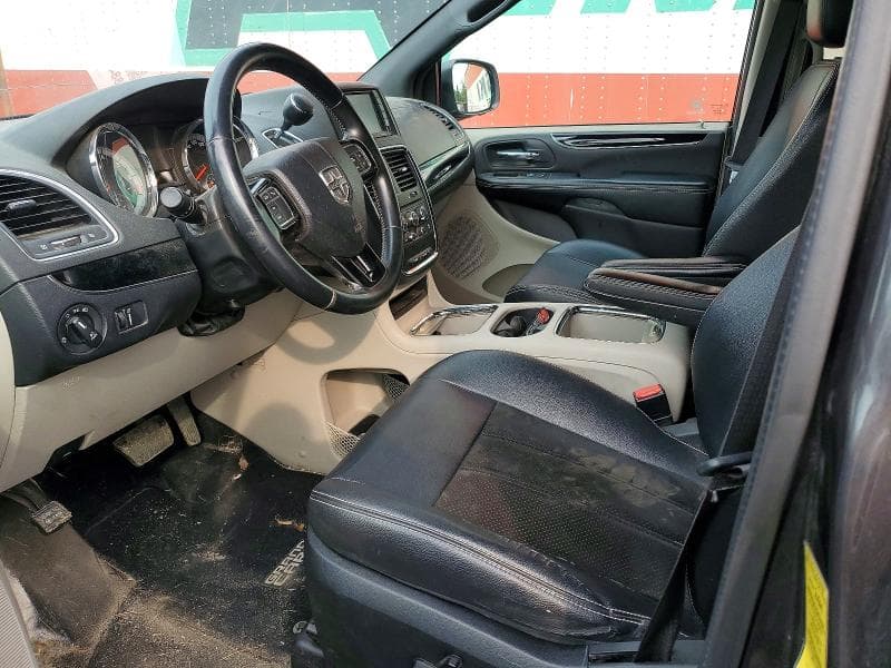 2017 DODGE GRAND CARAVAN SE 7