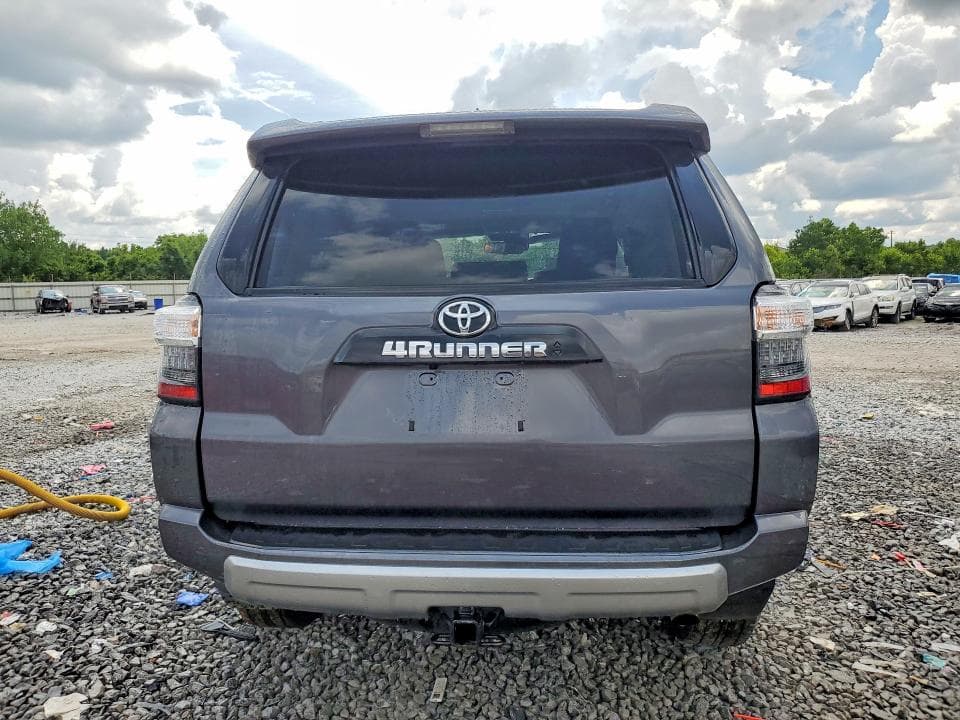 2022 TOYOTA 4RUNNER TRD OFF-ROAD PREMIUM 6