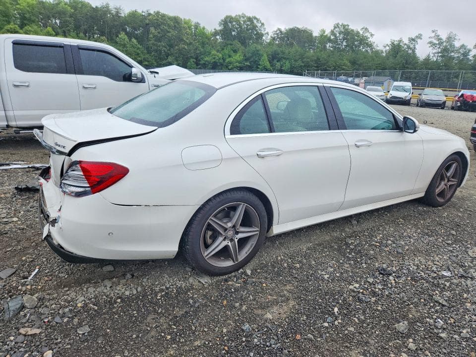 2017 MERCEDES-BENZ E 300 4MATIC 3