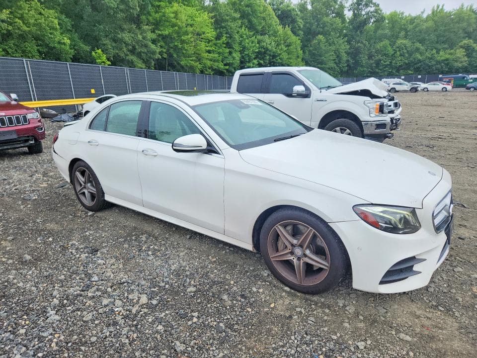 2017 MERCEDES-BENZ E 300 4MATIC 4